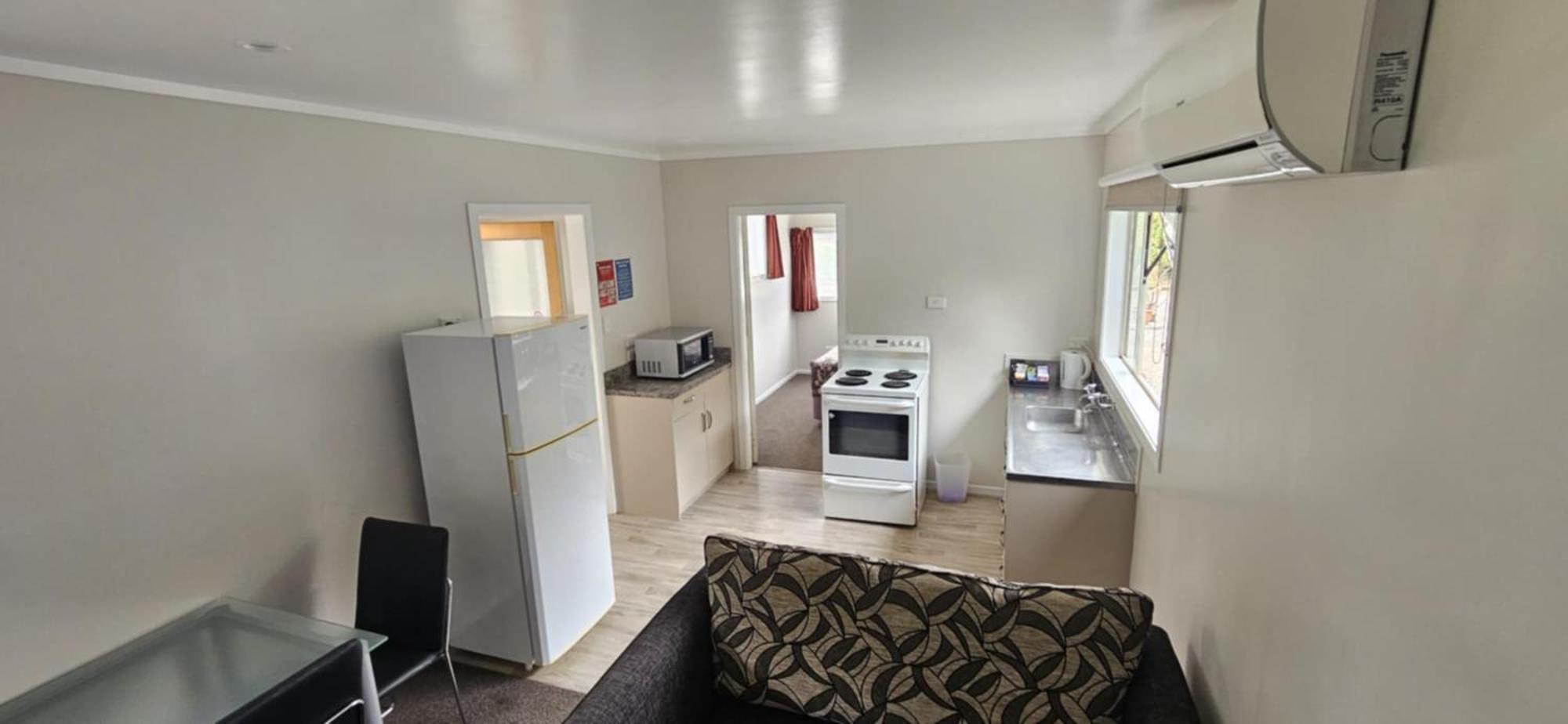 Sunnydays Motel Гизбърн Екстериор снимка